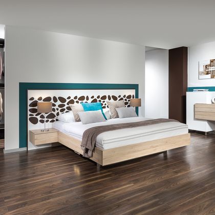 Schlafzimmer mit Schrankraum
