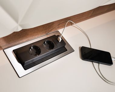 USB-Drehstecker.