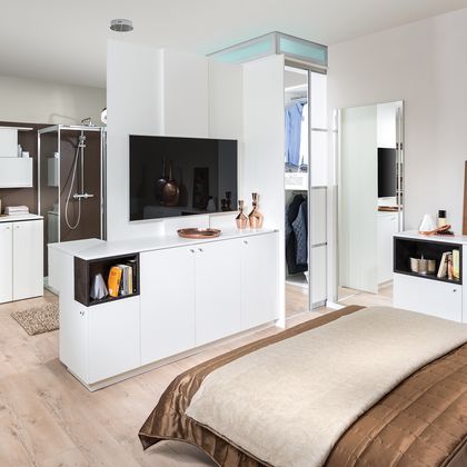 Schlafzimmer mit Schrankraum